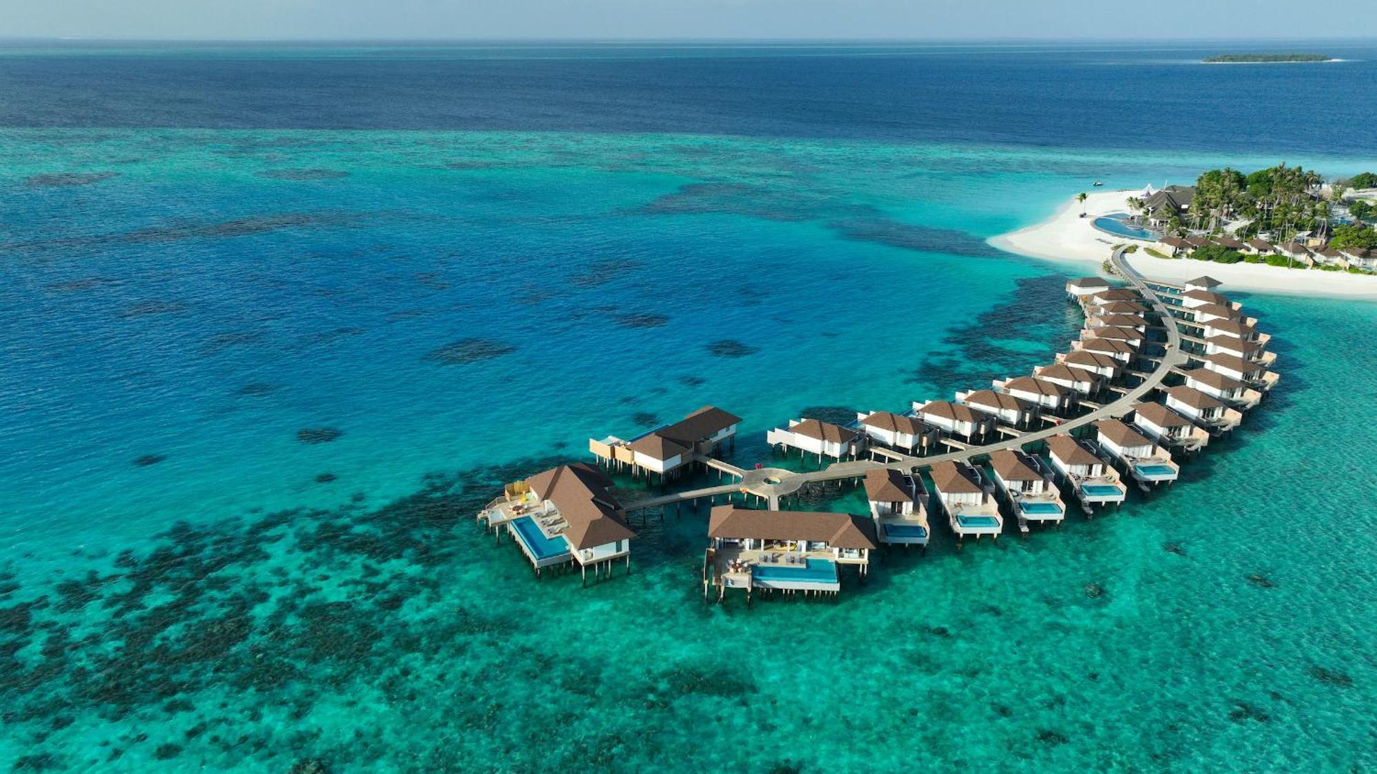 Avani Plus Fares Maldives Resort - 50 Percent Off On Seaplane Transfer For Minimum Stay Of 3 Nights And More For Stays Until 31 October 2025 Kendhoo Kültér fotó